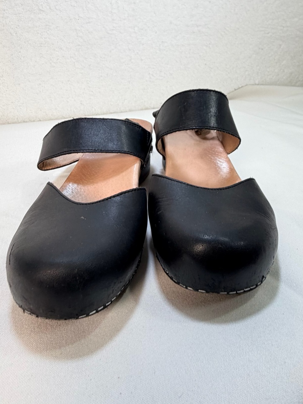 Dansko Size 40 Black Leather Mary Jane Clog Sandals Wood Look Block Heel 9.5 View 4